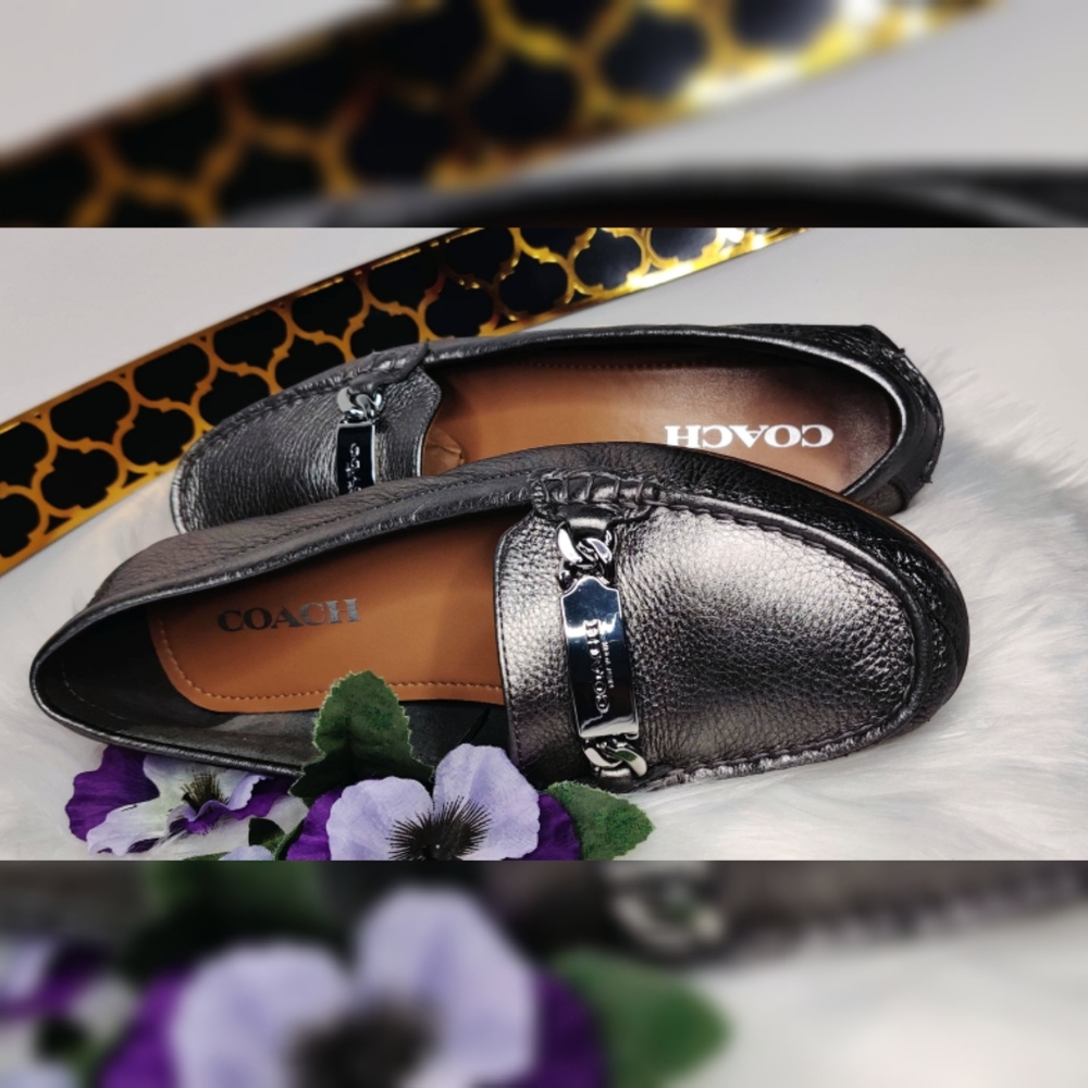 Coach flats